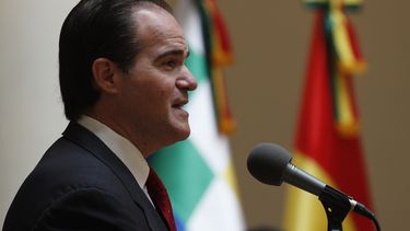 Bolivia y EEUU hablan de cooperación tras salida de Morales
