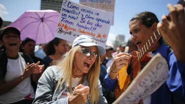 Venezuela: maestros públicos inician paro de 48 horas