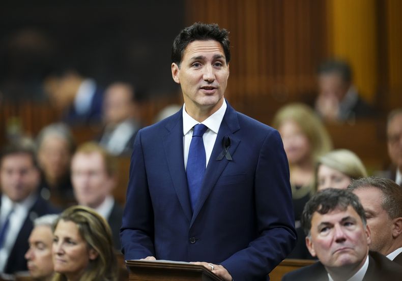 AMN-GEN CANADÁ-REINA