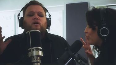 en version ranchera: enrique ramil y karina unieron sus voces en prefiero ser la otra