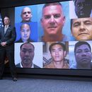 La subdirectora del Servicio de Control de Inmigración y Aduanas de Estados Unidos (ICE, por sus siglas en inglés) Madison Sheahan, junto con el director interino de ese organismo, Todd Lyons, habla en una conferencia de prensa en las oficinas generales del ICE en Washington, el miércoles 21 de mayo de 2025. (AP Foto/Jose Luis Magana)