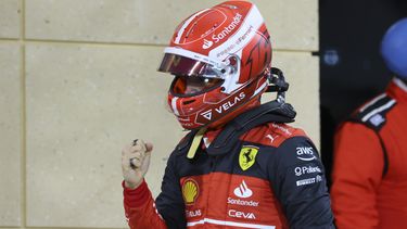 Charles Leclerc sorprende y se lleva la pole en Bahrein