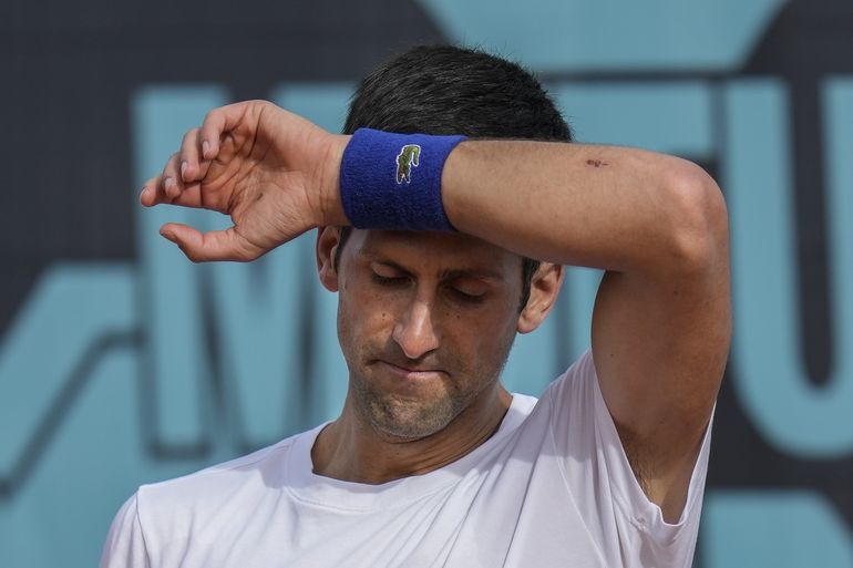 Djokovic, aún no vacunado, se retira de Masters de Montreal