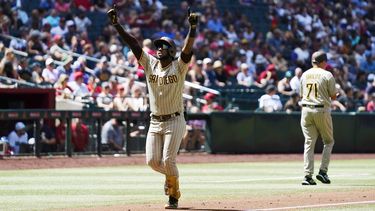 Con grand slam de Profar, Padres vence 10-5 a Diamondbacks
