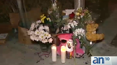 americateve | Una sentida vigilia tuvo lugar hoy en Hialeah en memoria de un joven motociclista muerto esta semana en un aparatoso accidente en Hialeah.