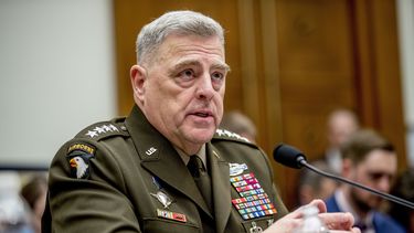 Fuerzas armadas de EEUU se dicen al margen de las elecciones