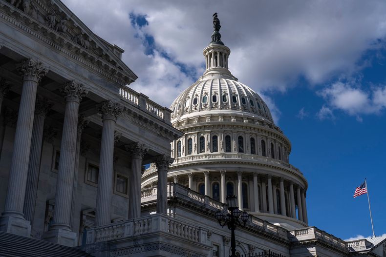 El Capitolio de EEUU se ve en el segundo día del cierre de gobierno en Washington, el jueves 2 de octubre de 2025. (AP Foto/J. Scott Applewhite)