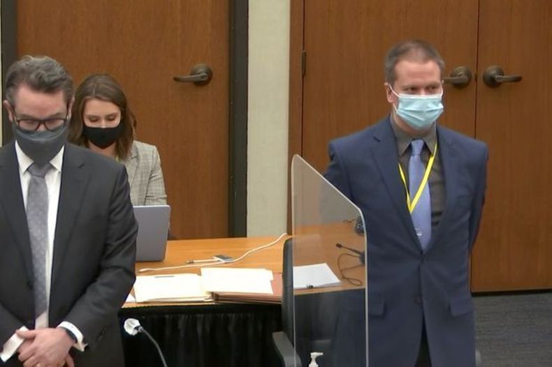 La segunda semana de testimonio en el juicio de Derek Chauvin, el ex oficial de policía acusado de asesinar a George Floyd, se centró en la política y la evidencia médica del departamento de policía de Minneapolis. Erin Ailworth de WSJ explica. | Foto: