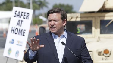 gobernador de florida firma ley antiprotestas que fortalece a la policia
