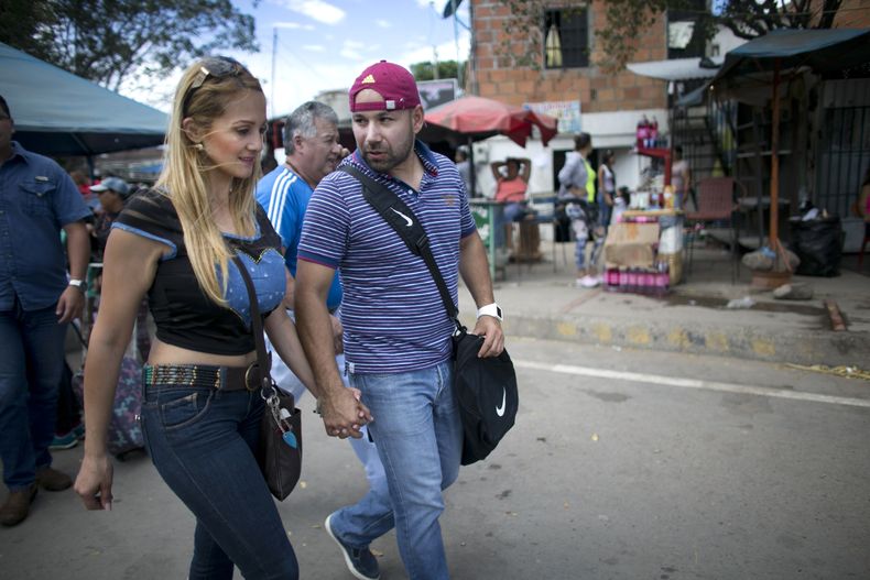 REP-GEN_VENEZUELA-CLASE_MEDIA_DESESPERADA-6.jpg