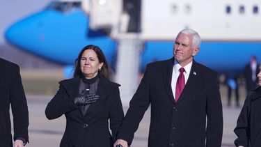 EEUU: Pence enfrenta duro reto para candidatura presidencial