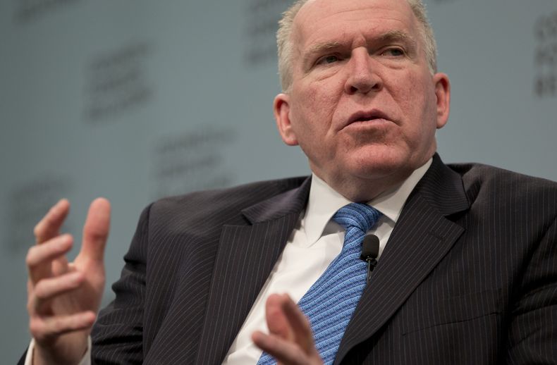 En esta foto del 11 de marzo del 2014, el director de la CIA, John Brennan, habla al Consejo de Relaciones Exteriores en Washington. El l&iacute;der de la mayor&iacute;a en el Senado, Harry Reid, encomend&oacute; el 20 de marzo al oficial de orden del Sen