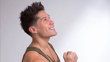 chyno miranda celebra su cumpleanos en medio de la crisis