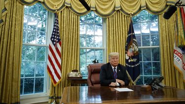 Trump mezcla el comercio con la política exterior