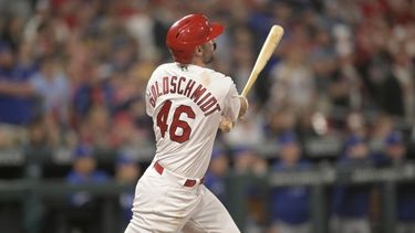 Cardenales ganan a Azulejos con grand slam de Goldschmidt