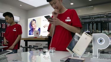 samsung abrira en supermercado estatal de la habana su primera tienda en cuba