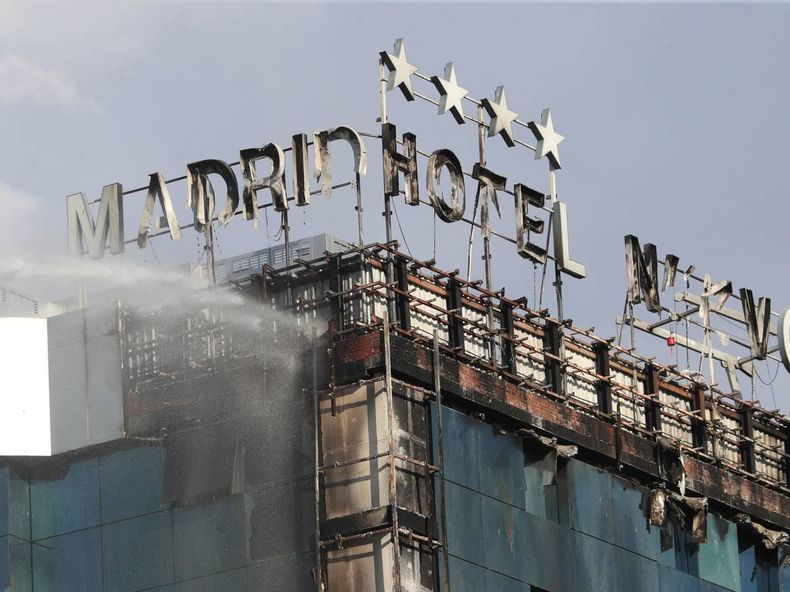 sofocado-el-incendio-en-el-hotel-nuevo-madrid-que-ha-obligado-a-desalojar-a-200-personas.jpg