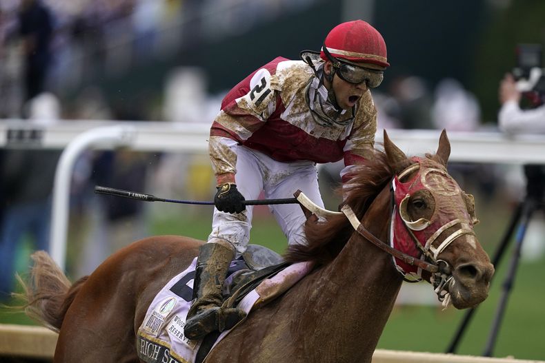 DEP-HIP DERBY DE KENTUCKY