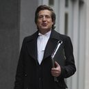 El abogado David Sherborne llega al Tribunal Superior, mientras comienza la acción legal del Príncipe Enrique contra News Group Newspapers por acusaciones de recopilación ilegal de información, en Londres, el miércoles 22 de enero de 2025. (Foto AP/Alastair Grant)