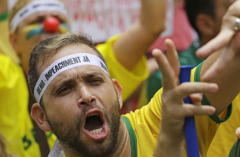 AMS-GEN_BRASIL-PROTESTAS-1.jpg