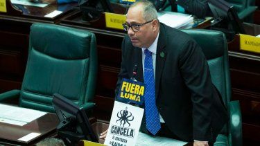 Liberan al representante José Cheíto Rivera Madera tras ser detenido por la Policía en manifestación en Guayanilla