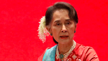 aplazaron hasta el 6 diciembre el primer veredicto contra la lider birmana aung san suu kyi, derrocada por una junta militar