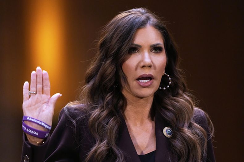 La secretaria de Seguridad Nacional de Estados Unidos Kristi Noem en el Congreso en Washington el 3 de marzo del 2026. (AP foto/J. Scott Applewhite)