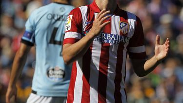 americateve | El delantero de Atl&eacute;tico de Madrid David Villa durante el partido contra Celta de Vigo en Madrid el 6 de octubre del 2013. Villa se lesion&oacute; durante el partido y se anunci&oacute; que no podr&aacute; jugar para la selecci&oacute;n espa&ntilde