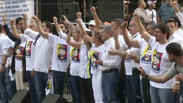 venezolanos se movilizan  en las calles para exigir la liberacion de los presos politicos