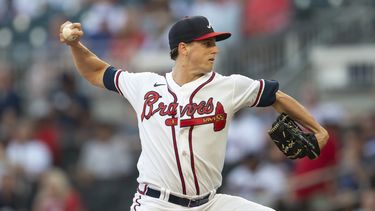 Wright llega a 17 triunfos; Bravos vencen a Rockies 3-2