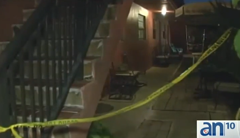 Esta noche siguen siendo un misterio las causas que llevaron a un hombre a apuñalar a dos mujeres en un complejo de apartamentos de Hialeah.
