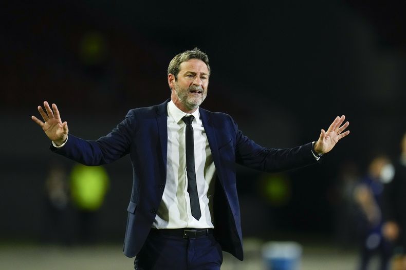 El técnico de Panamá Thomas Christiansen durante el amistoso contra Paraguay con miras a la Copa América, el domingo 16 de junio de 2024, en Panamá. (AP Foto/Matías Delacroix)