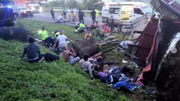 mueren 10 cubanos en tragico accidente en la costa de chiapas; 17 mas resultaron heridos