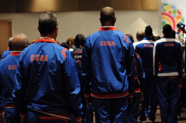 Los cuatro luchadores no se presentaron a la competencia programada para el martes.
