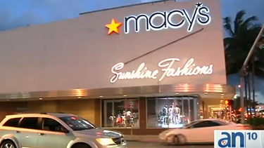 americateve | Tres ladrones están tras las rejas por intentar robar la tienda Macy´s de Miami Beach.