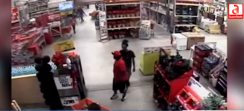 La policía de Hialeah dio a conocer el video de vigilancia de un robo a mano armada ocurrido el 8 de noviembre en una residencia al este de la ciudad. Las autoridades han calificado el asalto como un intento de asesinato.