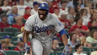 Dodgers remontan desventaja de 6 y vencen a Cardenales 7-6