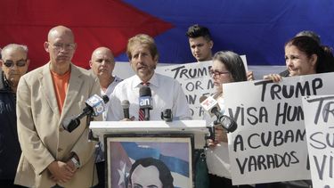 cubanos varados en mexico ruegan a trump ingresar a eeuu