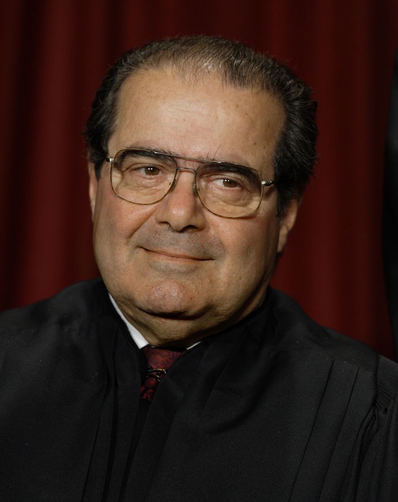 AMN-GEN_SCALIA-DECESO-0.jpg