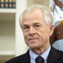 Peter Navarro acapara reflectores en la Casa Blanca