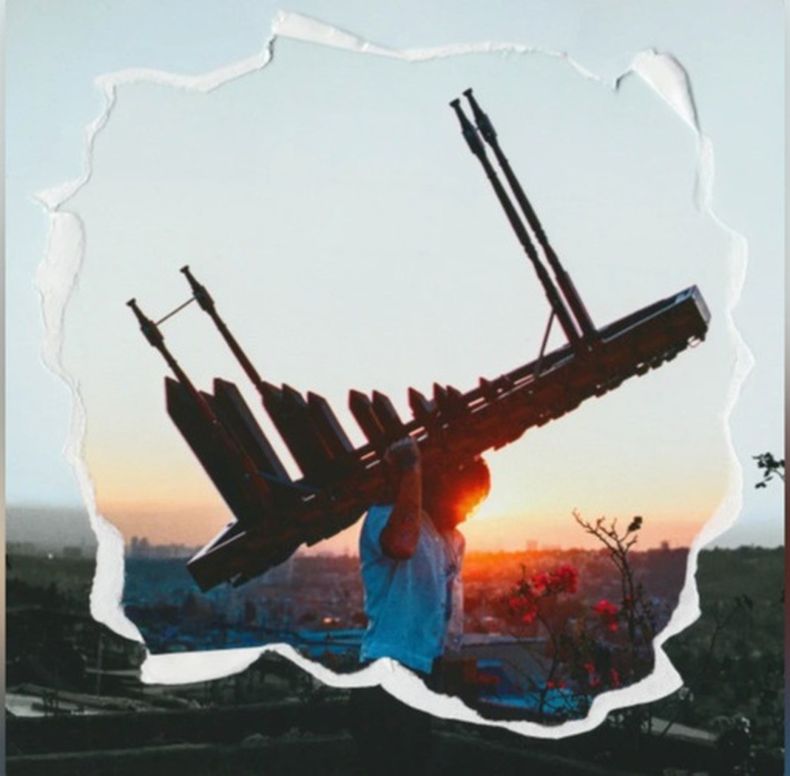 Esta imagen de la portada del álbum, publicada por Mixto Records, muestra el arte de Marimbazos de Oro, de Son Rompe Pera. (Mixto Records vía AP)