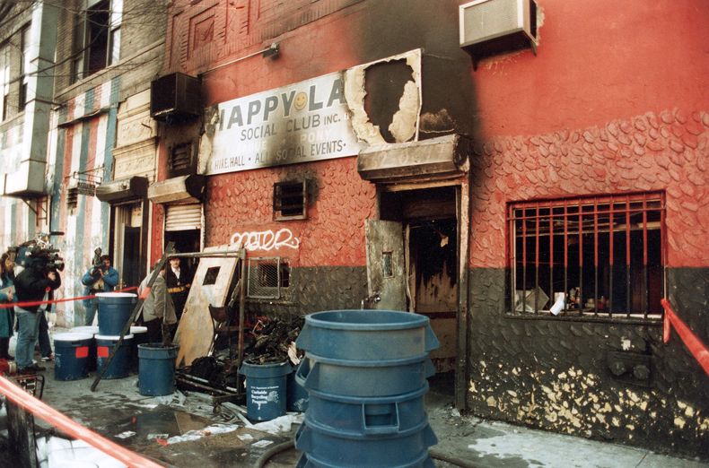 AMN-GEN_HAPPY_LAND-INCENDIO_ANIVERSARIO-0.jpg
