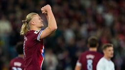 El noruego Erling Haaland celebra tras anotar su tercer gol ante Israel en la eliminatoria a la Copa Mundial el sábado 11 de octubre del 2025. (Fredrik Varfjell/NTB Scanpix via AP)