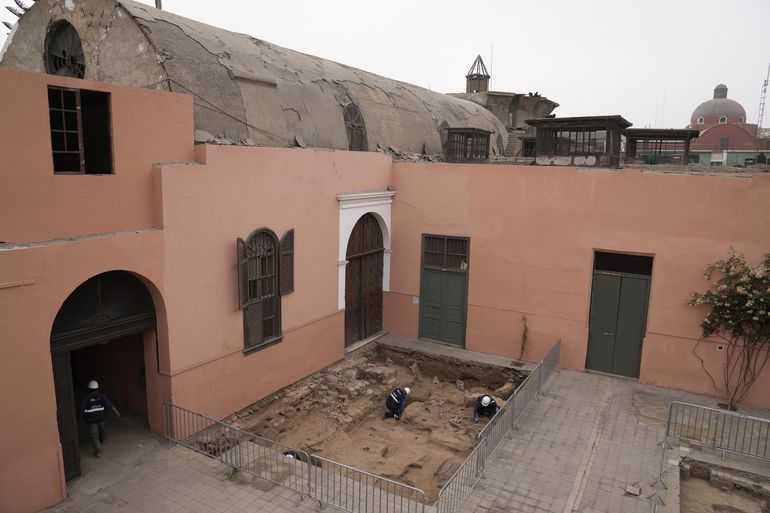 Exploran zona de Lima donde podrían estar tres momias Incas