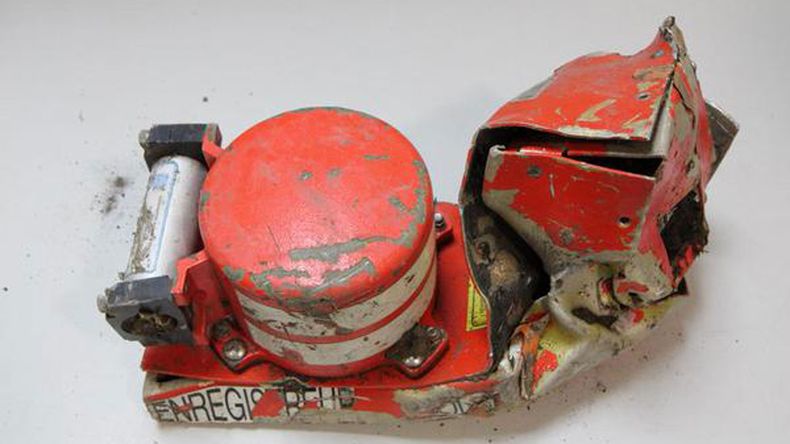 Germanwings avion restos caja negra