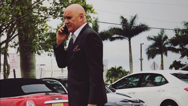 el extravagante regalo que recibio carlos otero por su cumpleanos