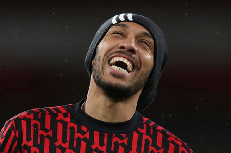 Pierre-Emerick Aubameyang de Arsenal previo al partido contra Southampton en la Liga Premier, el 16 de diciembre de 2020, en Londres. (Peter Cziborra/Pool vía AP)