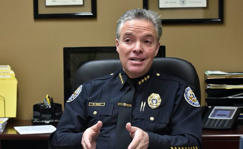 Placido diaz Jefe de la policia de Sweetwater