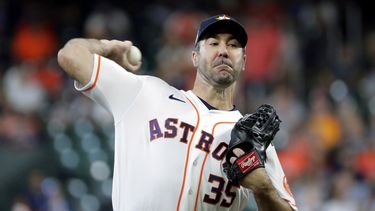 Astros derrotan 5-2 a Reales; Verlander, líder en victorias