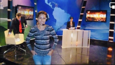 autoridades de migracion de colombia retienen salvoconducto de periodista cubana yailen insua alarcon